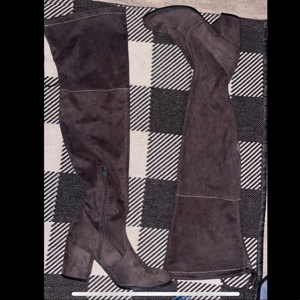 Over the knee boot